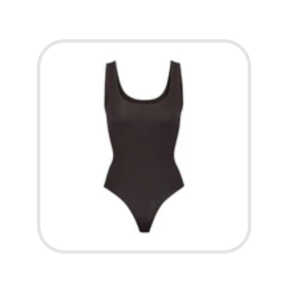 SKIMS Scoop Tank Bodysuit